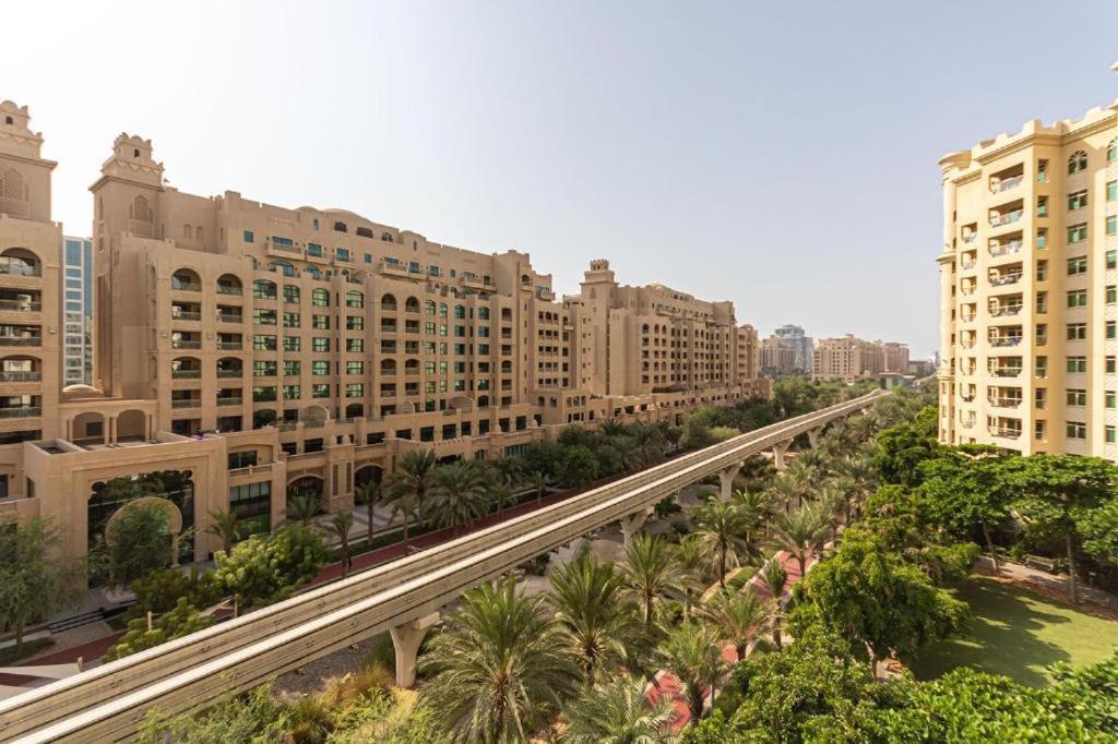 Apartment Spacious 3 Bed - Palm Jumeirah *