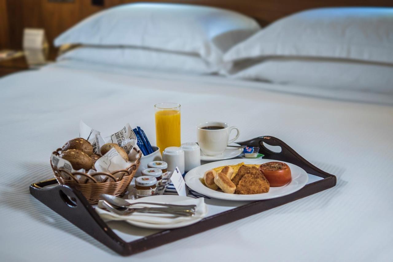Hotel Jumeira Rotana -