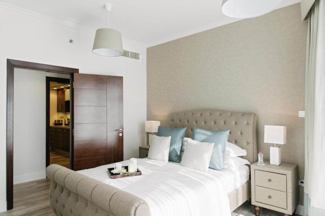 Boutique Living - Burj Views