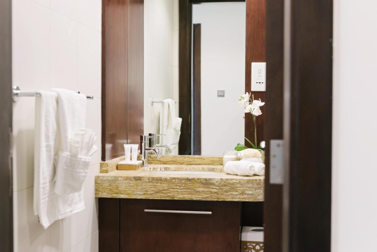 Boutique Living - Burj Views Apartment Dubai