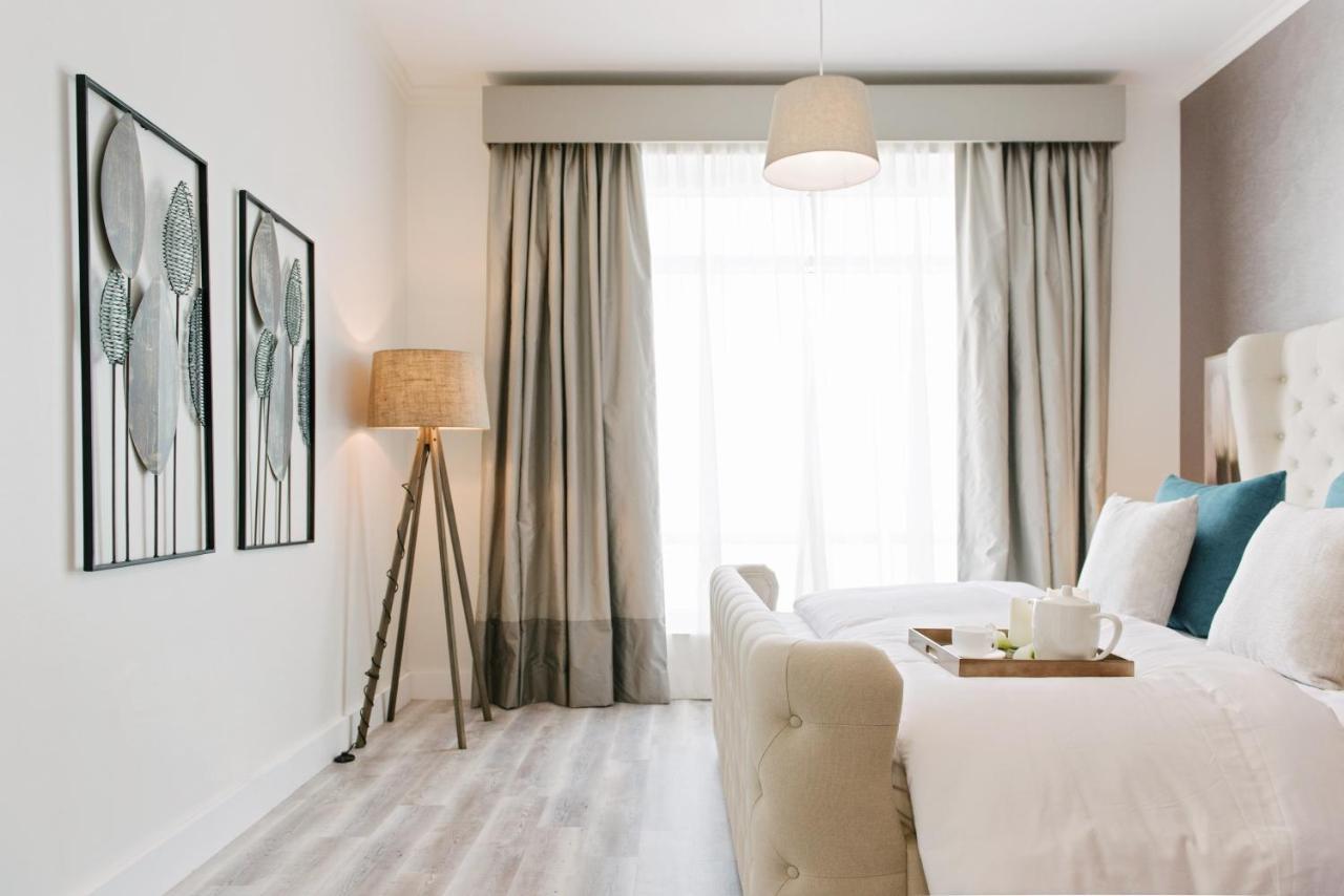 Boutique Living - Burj Views