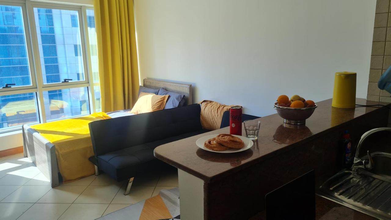 Apartment Yellow Studio Apart 308 In Marina Diamond One Dubai