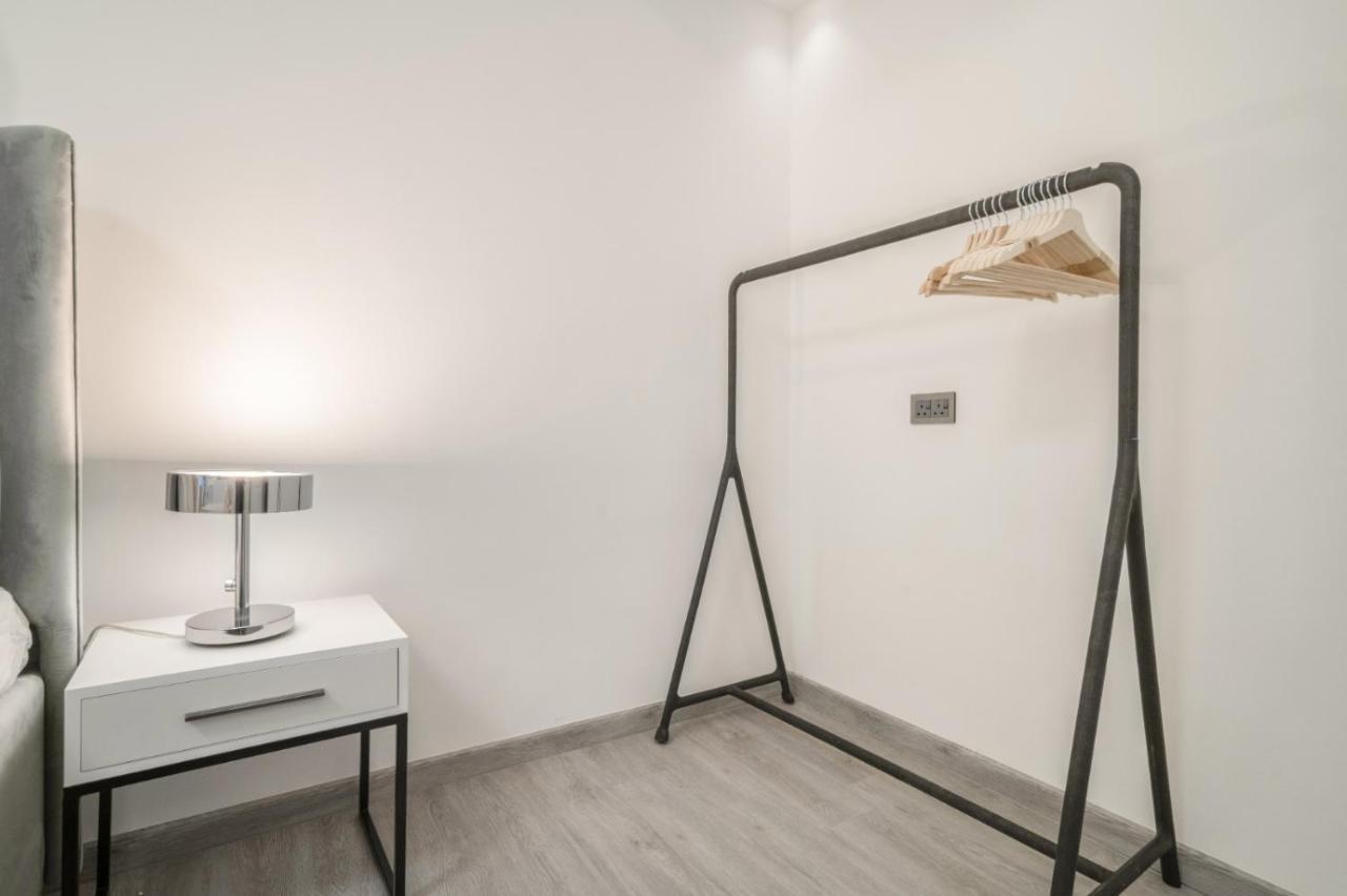 Luxury 5 Mins From The Palm * Dubai