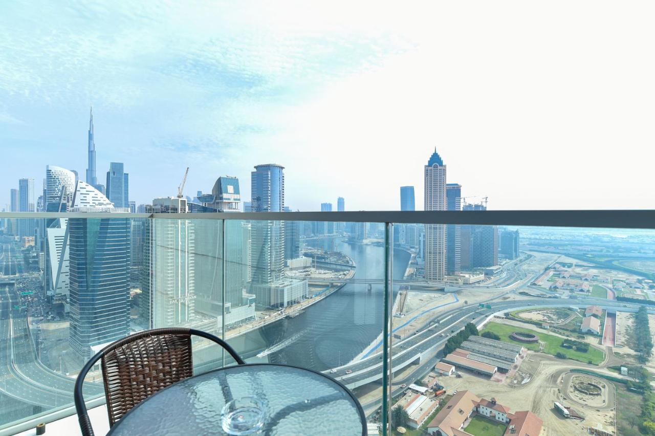Apartment Luxury Escapes - View Of Canal & Burj Khalifa 1br Large Premium - Amna Tower *