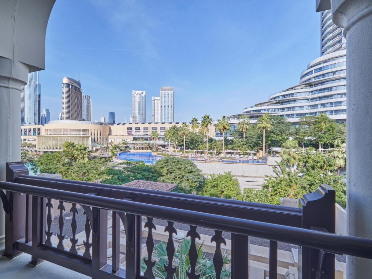 Apartment Burj Khalifa Partial View Peak Living Luxury 2br Souk Al-bahar Beside Mall-golden Homes *