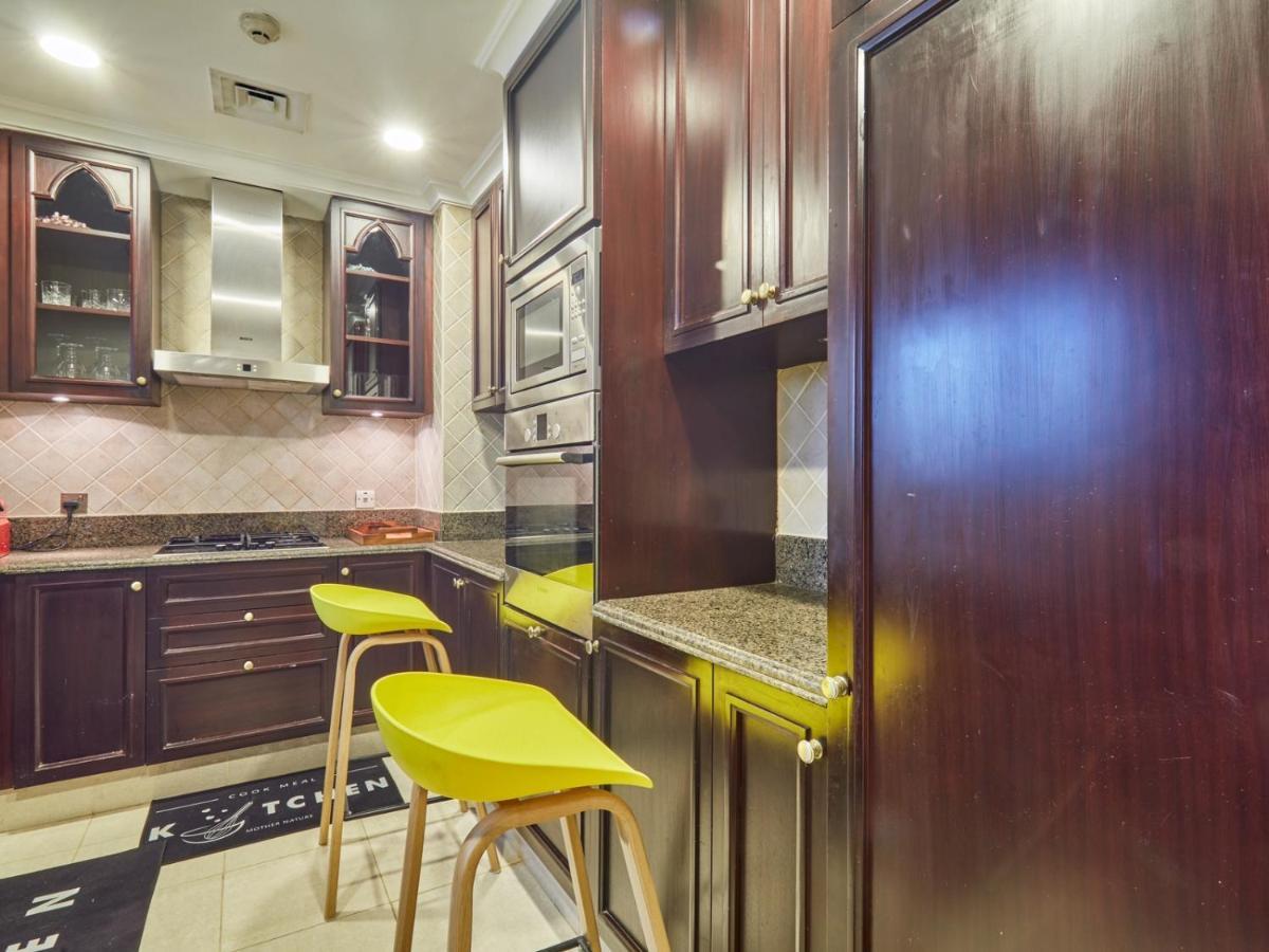 Burj Khalifa Partial View Peak Living Luxury 2br Souk Al-bahar Beside Mall-golden Homes * Dubai