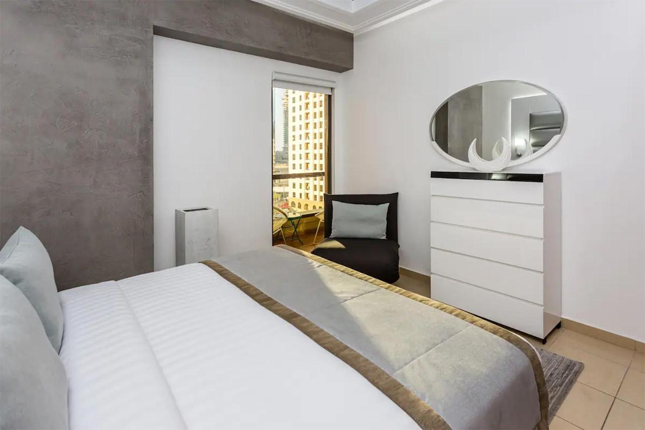 Elan Rimal4 Suites Apartment
