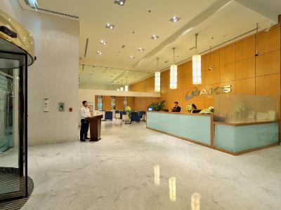 Oaks Liwa Heights Aparthotel 3*