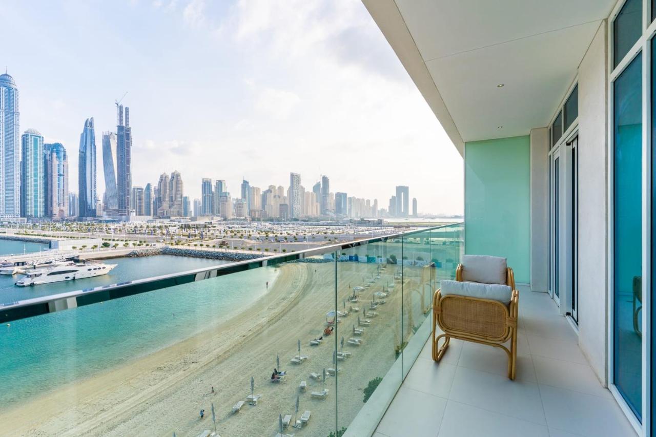 Apartment Private Beachfront 1 Bed With 180 View Of Marina Skyline