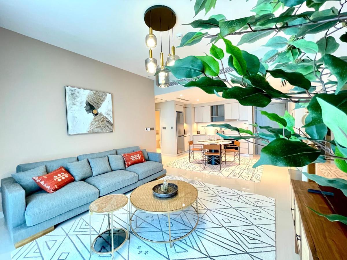 Dar Vacation - Luxury White & Badge 1bdr Palm View Apartment Dubai