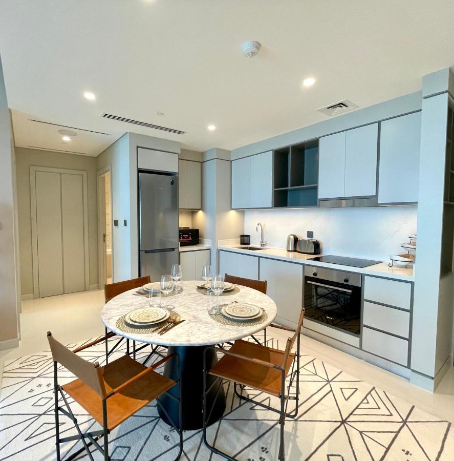 Dar Vacation - Luxury White & Badge 1bdr Palm View Dubai