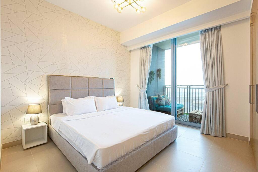 Stylish 1 Bedroom In 5242 By Ofex Apartment *