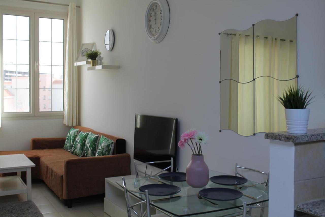 Bright, Spacious And Cozy Apartment *