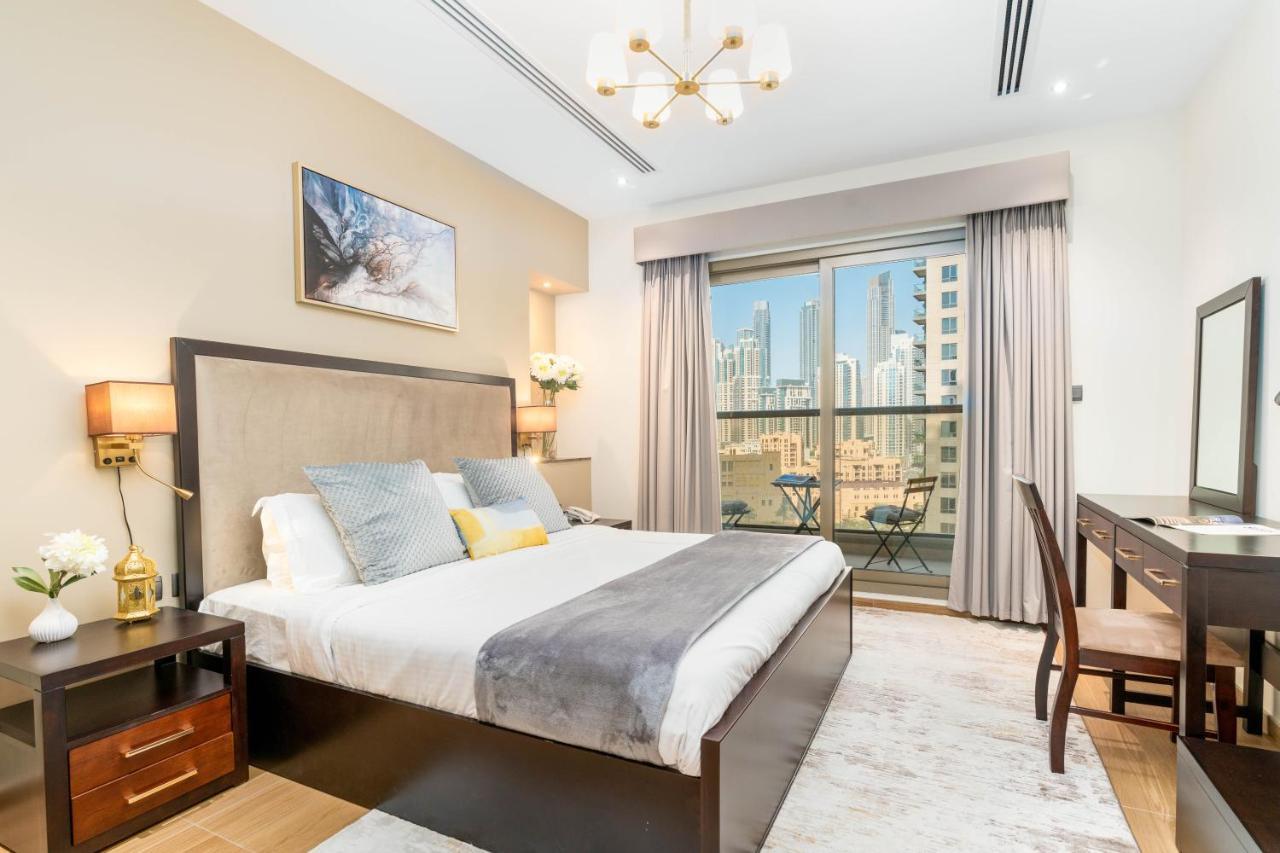 Ultimate / Downtown / Brand New / 5 Min Drive From Mall / Near Park Dubai