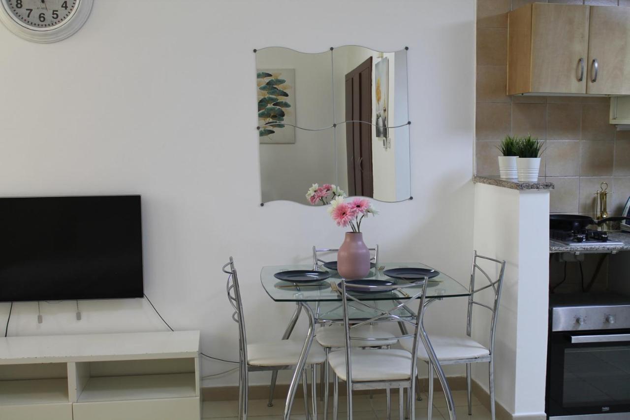Bright, Spacious And Cozy