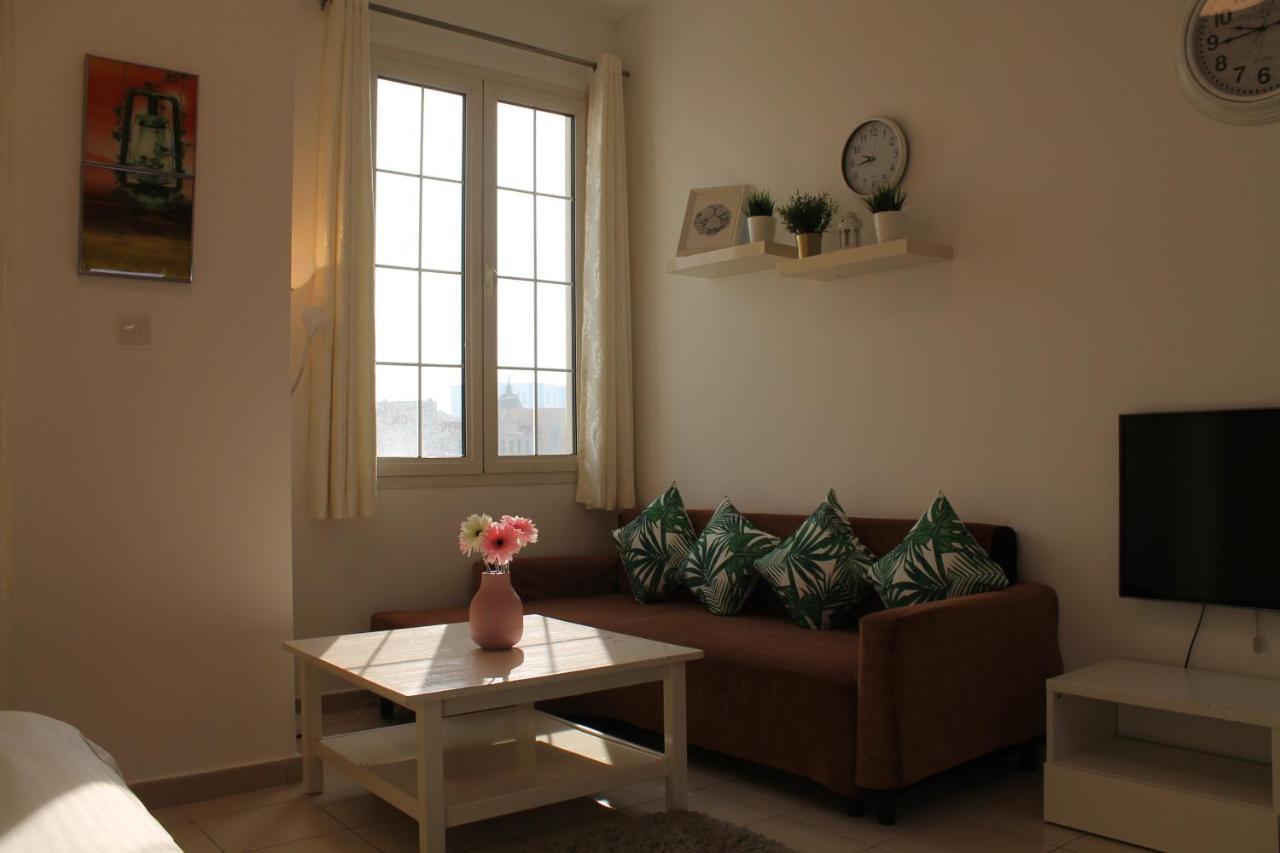Bright, Spacious And Cozy Apartment Dubai
