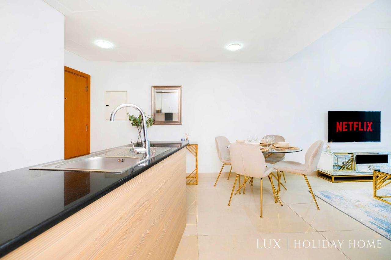 Lux The Executive Ocean View 2 Apartment