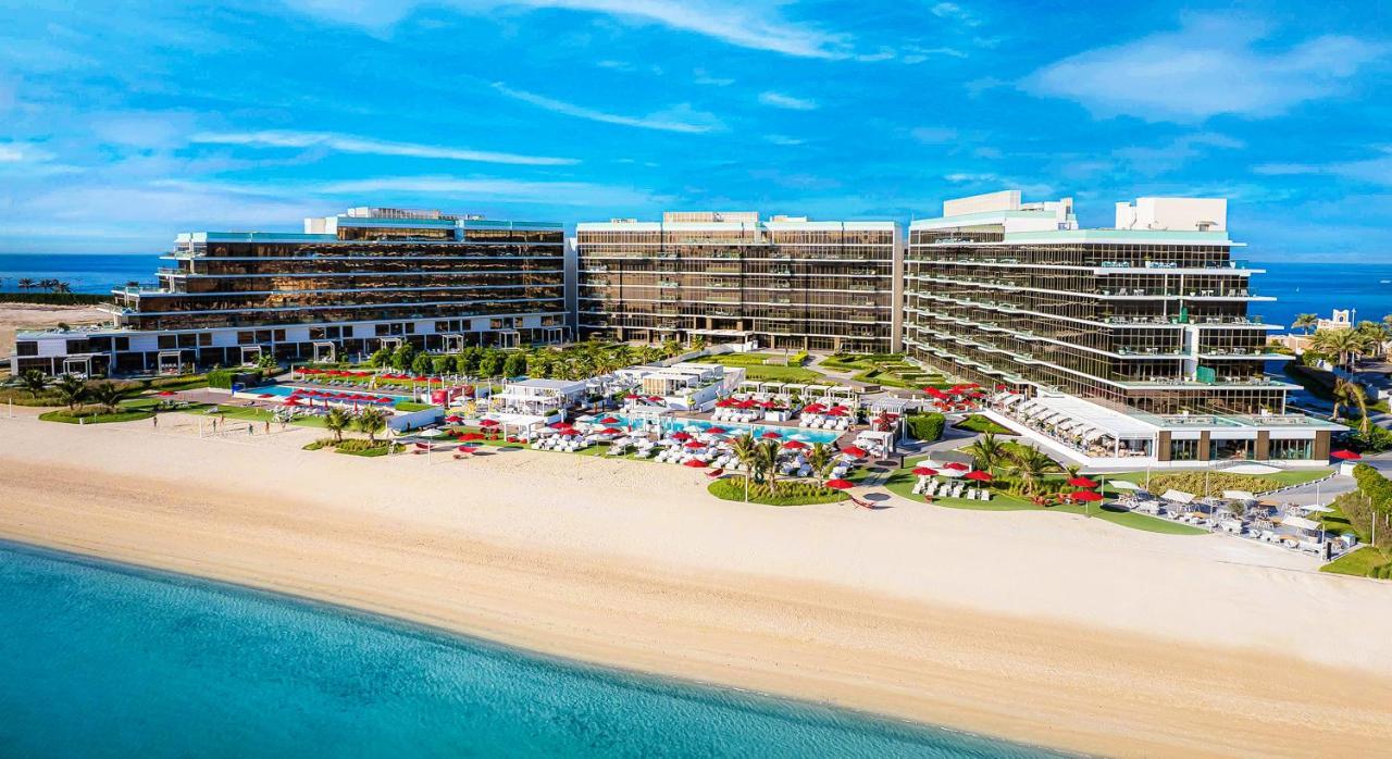 Resort Th8 Palm Resort, Vignette Collection By Ihg Dubai