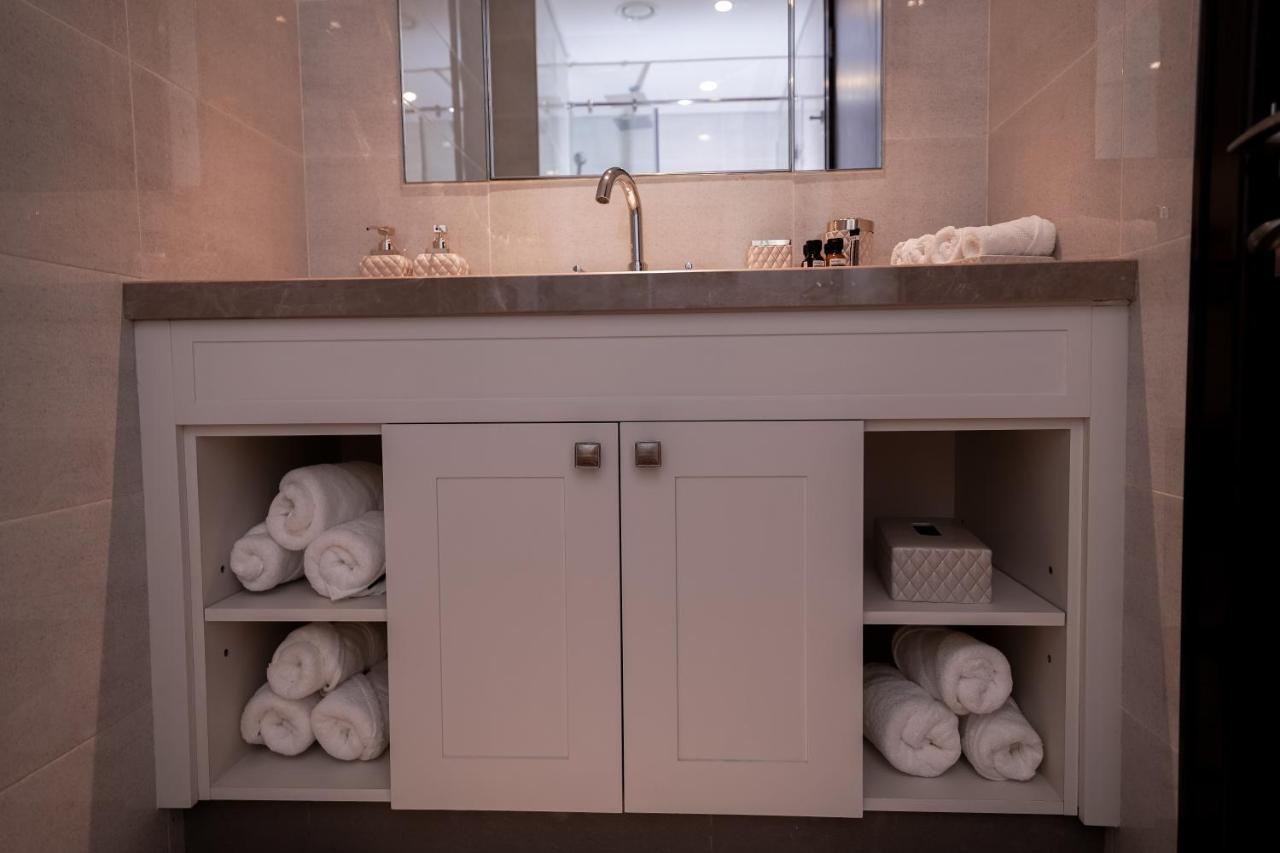 Majestay - Luxury Living *