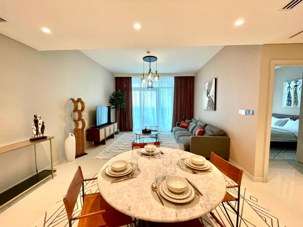 Dar Vacation - Luxury White & Badge 1bdr Palm View Apartment Dubai