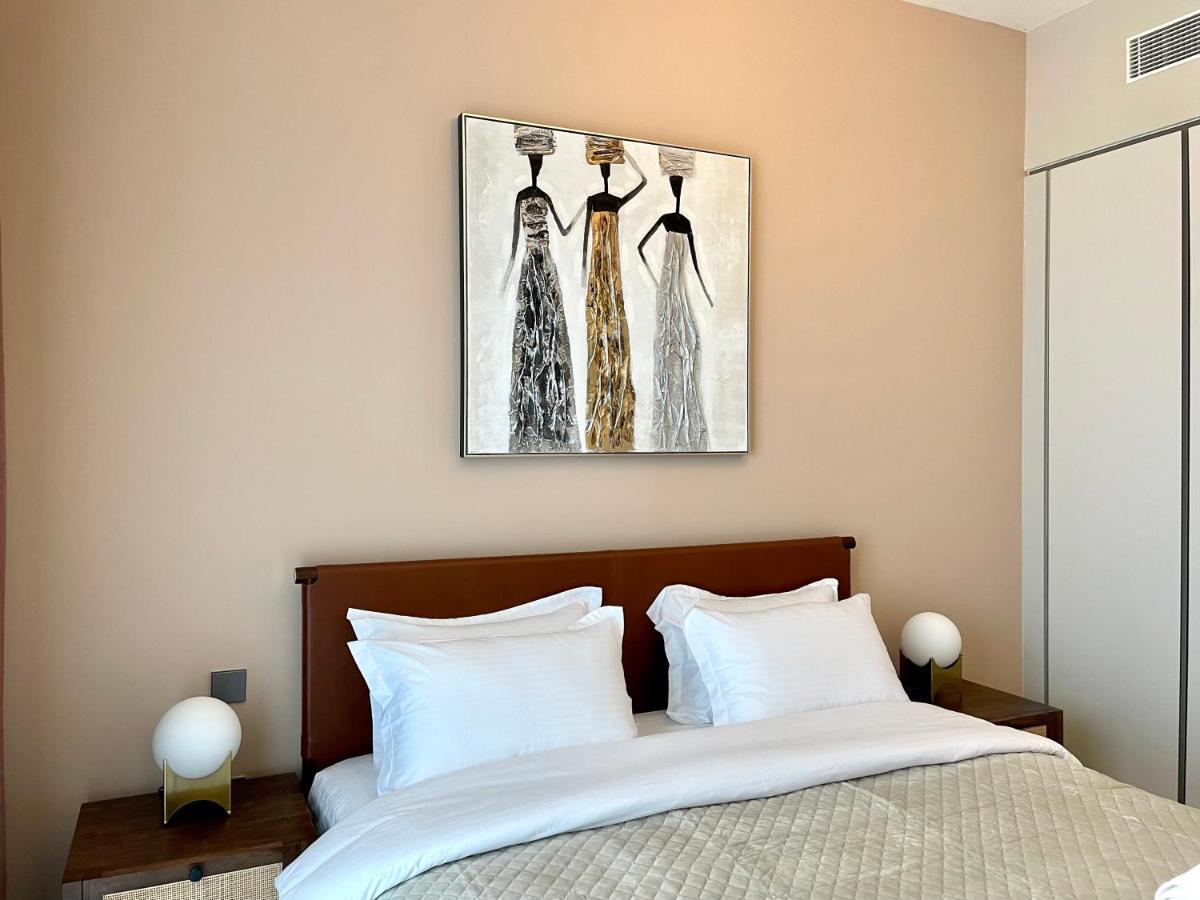 Dar Vacation - Luxury White & Badge 1bdr Palm View * Dubai
