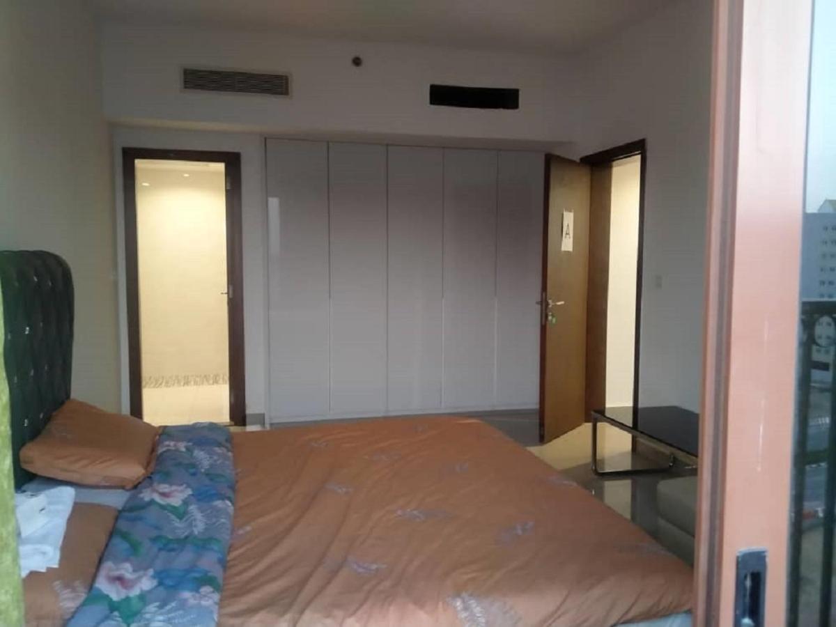 Private In Shared Guest house *