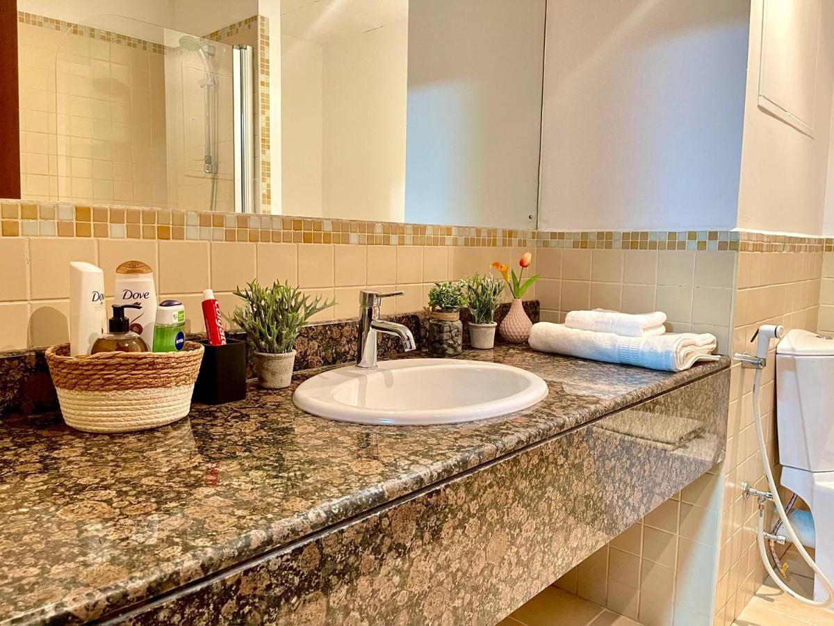 Guest house Leen Homes-jbr -spacious 4 Bedroom *