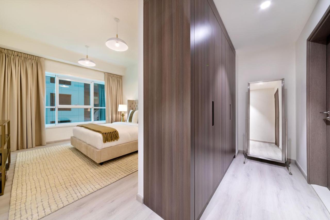 Maison Privee - Millennium Executive Tower