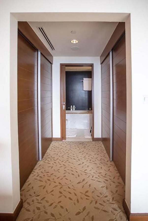 Apartment Address Mall, Studio By Suitestay Dubai