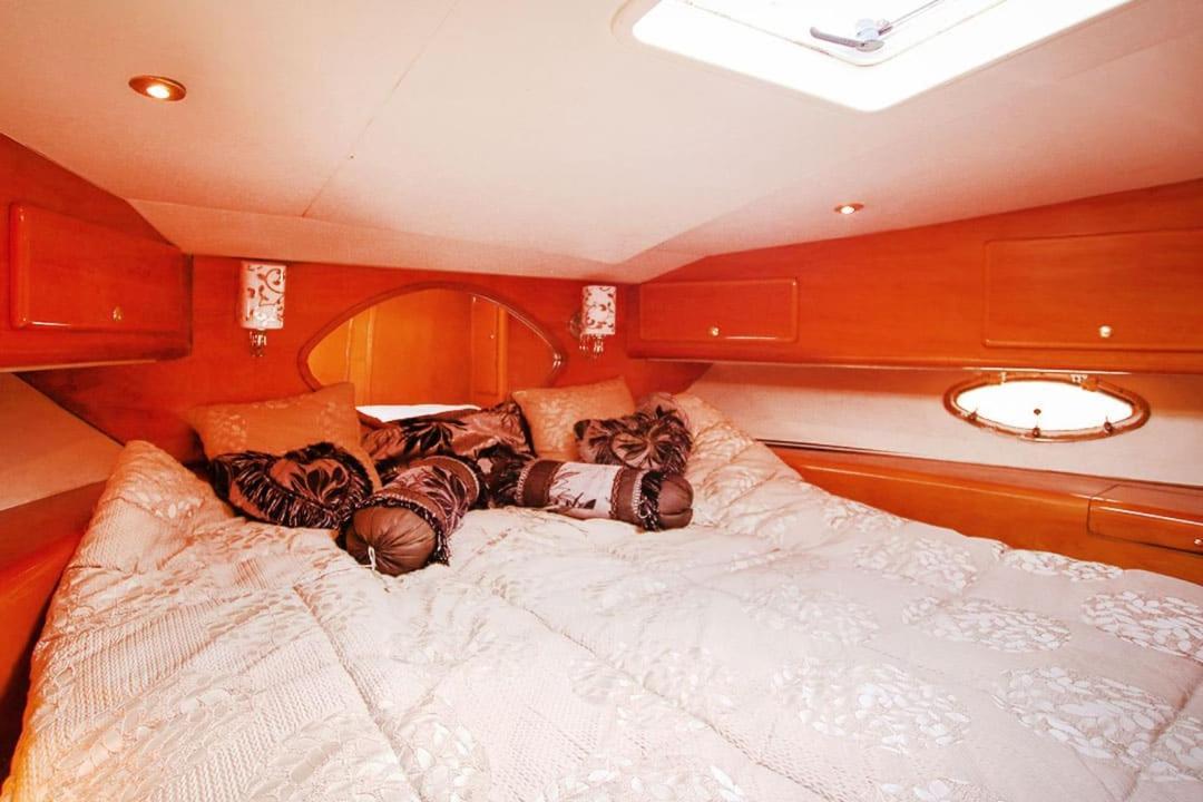 Luxury Yachts - Harbour