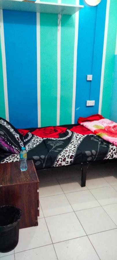 Apartment Sharaf Dg Metro Partition Private - 39 Flat-03# *