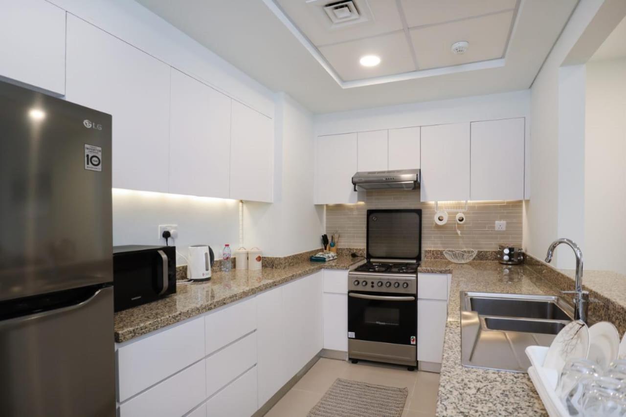 Apartment Luxurious 2 Bedroom + Maid With Burj Khalifa View Dubai