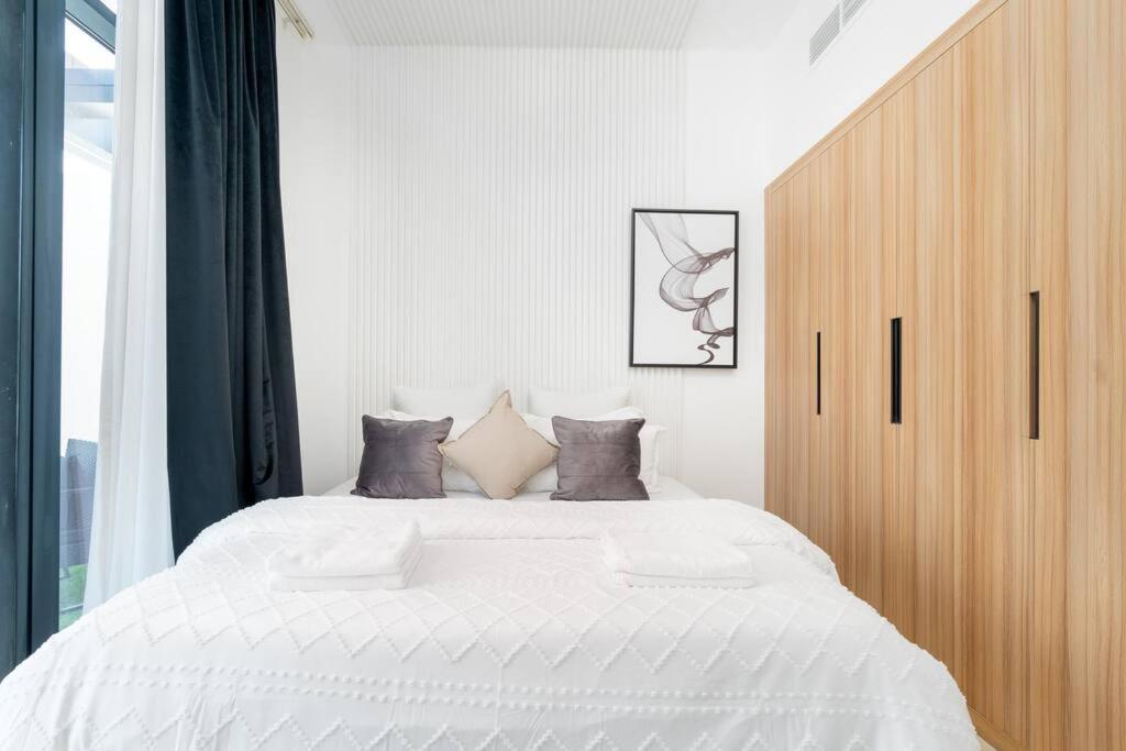 Unique Apt With Private Jacuzzi In Apartment *