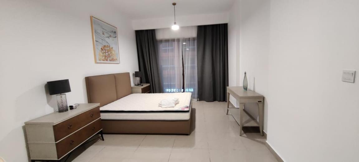 Apartment China 中国家 *