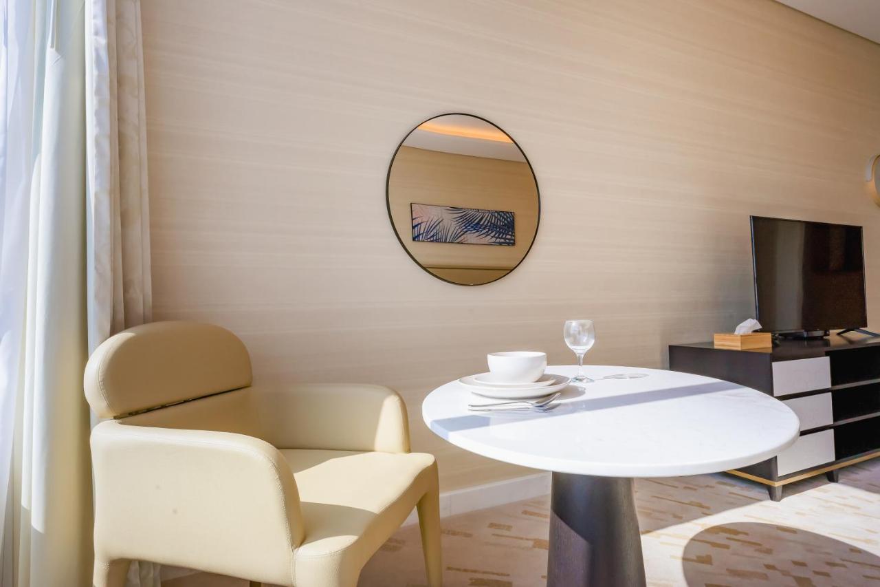 Apartment Fam Living - Palm Tower - Palm Jumeirah - Panoramic Dubai