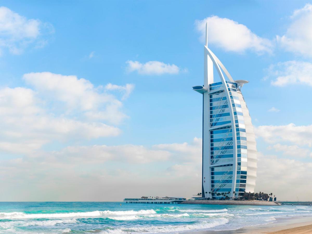 Cosmos Living Modern Near Marina * Dubai