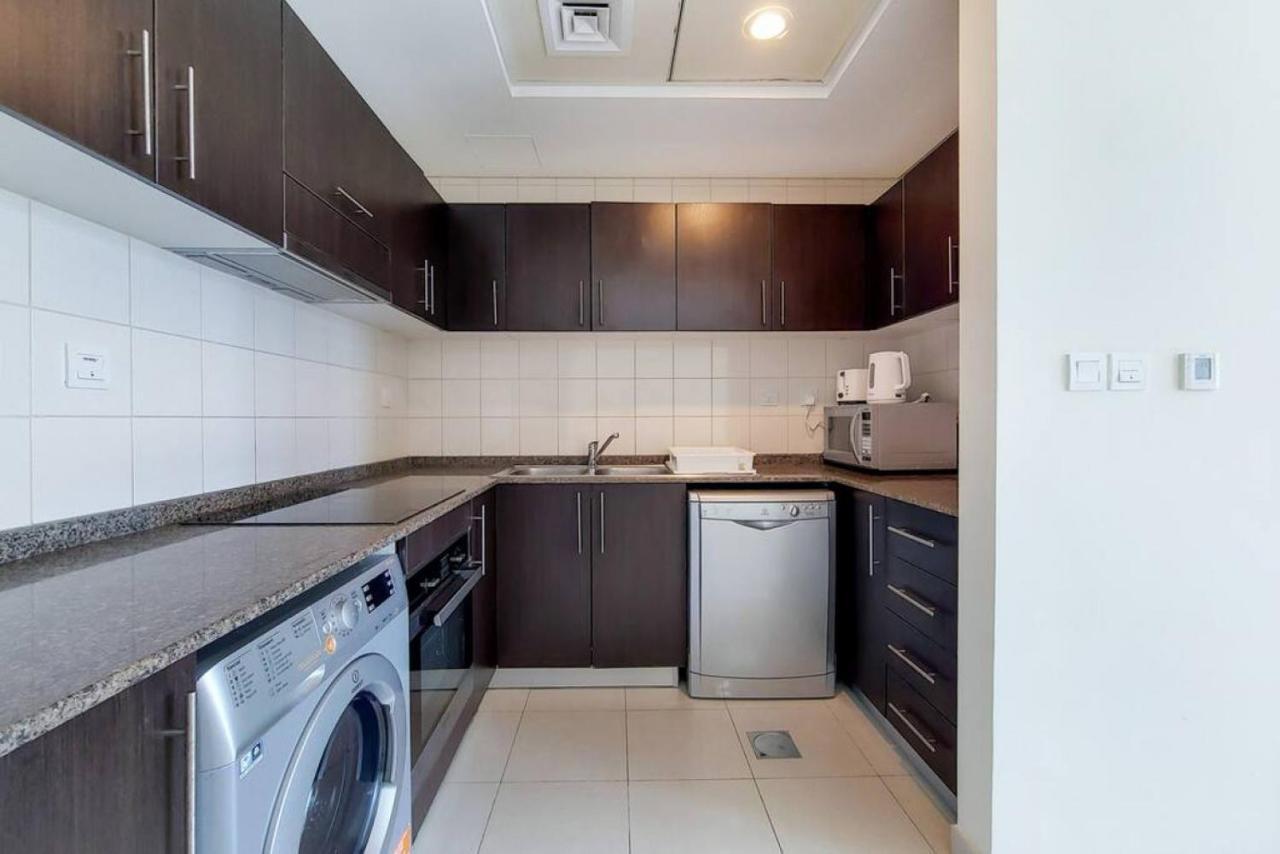 Bay Central, Marina - Peaceful One Bedroom * Dubai