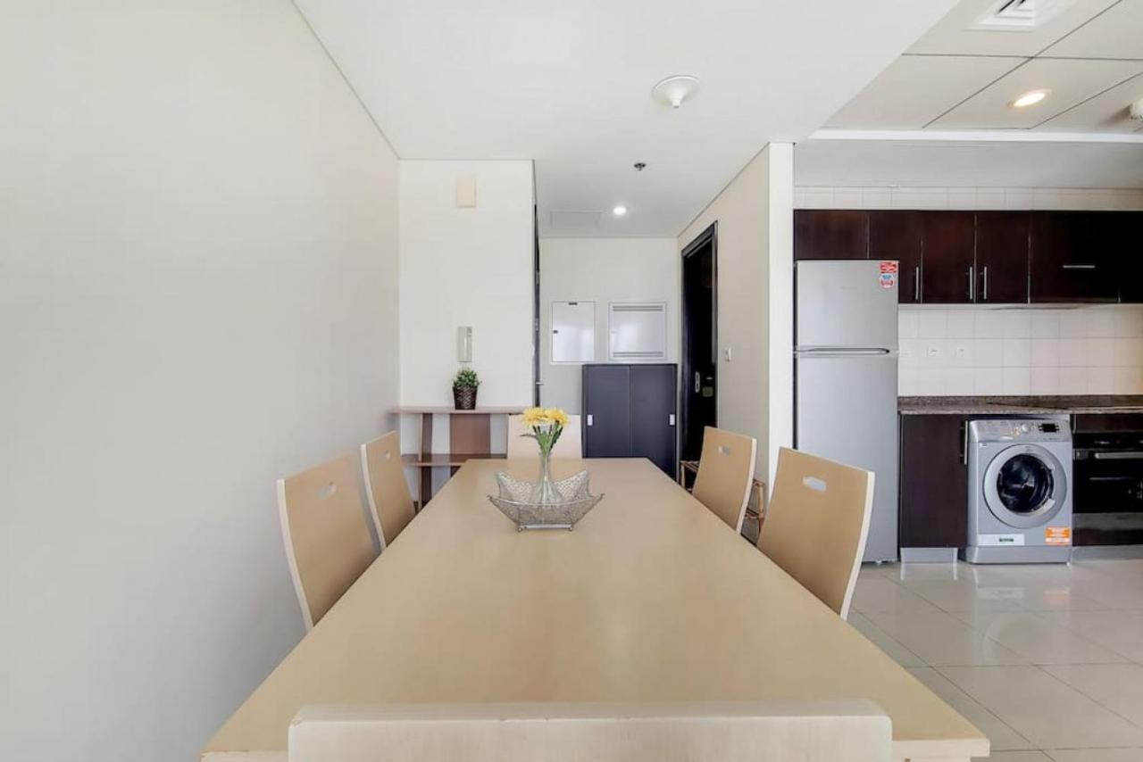 Bay Central, Marina - Peaceful One Bedroom Apartment Dubai