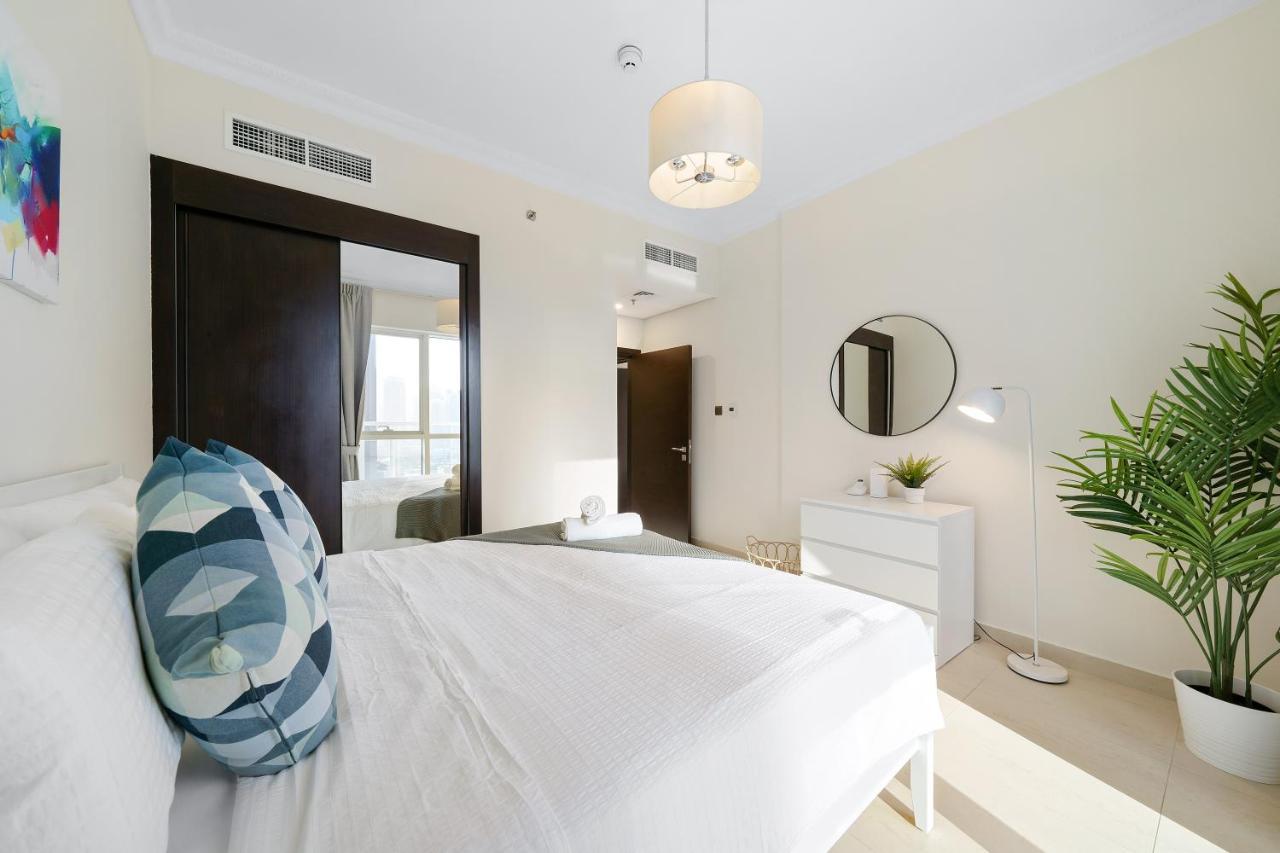 Bright & Vibrant 2br+kids 7min To Mall Apartment