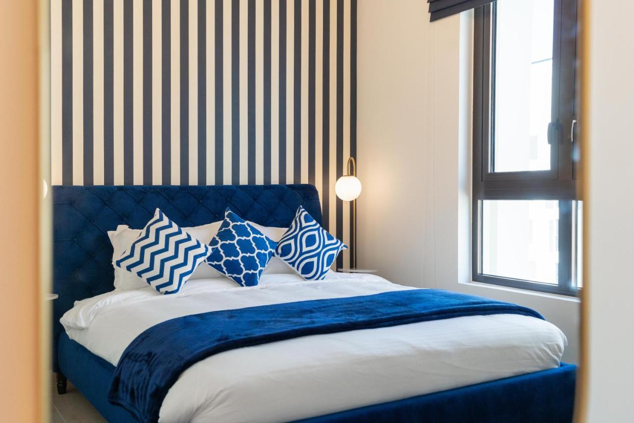 Ultimate / Sea Views / Port De La Mer / 3 Beds * Dubai