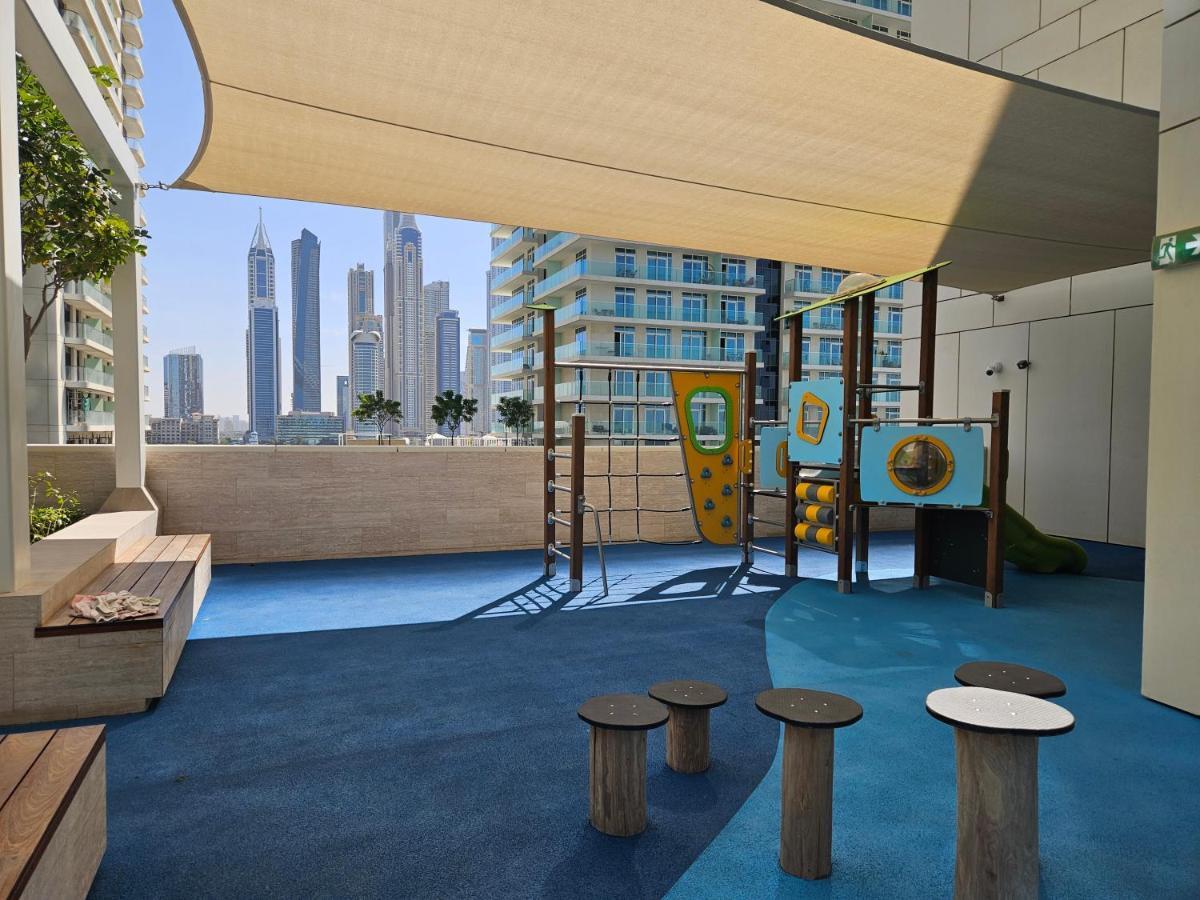 Vacay Lettings - Private Access -emaar Beachfront Apartment Dubai