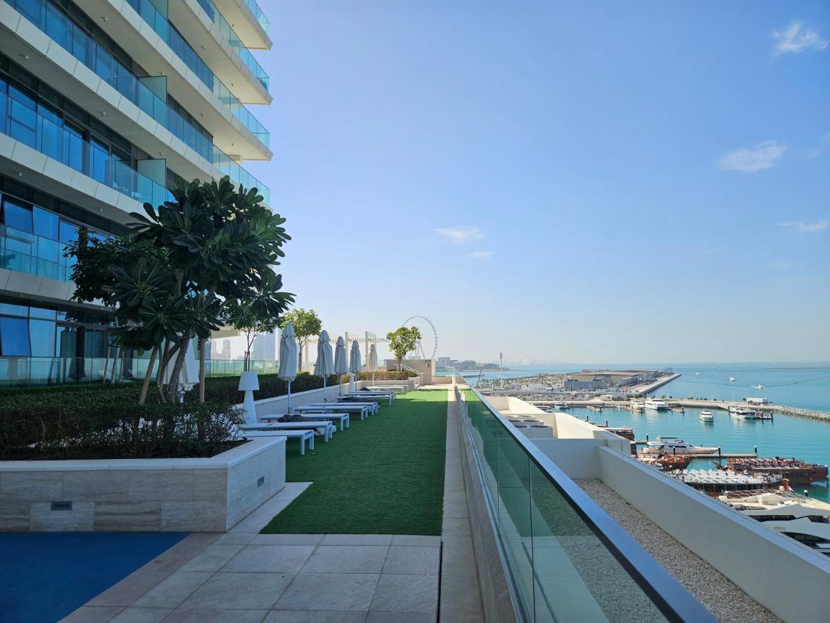 Vacay Lettings - Private Access -emaar Beachfront Apartment Dubai