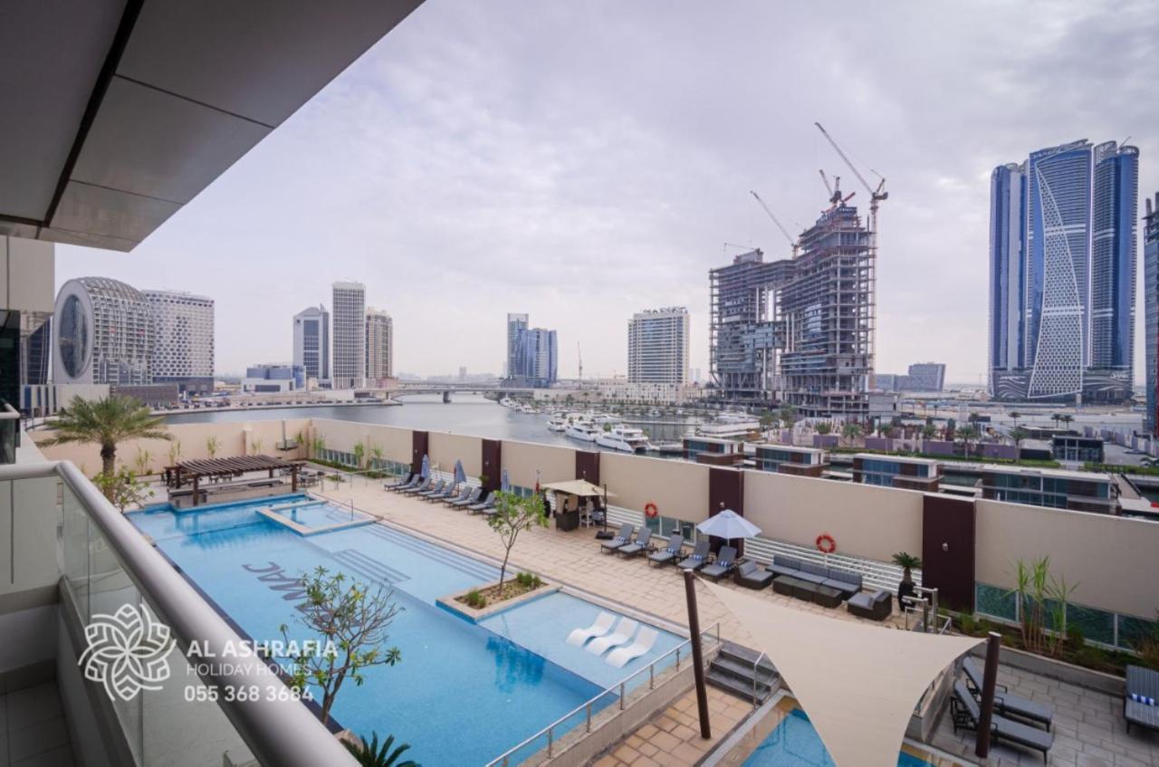 Oskena Vacation Homes-damac Maison Canal View Dubai