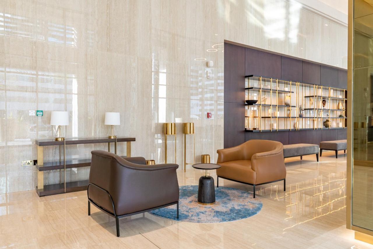 Luxe & Modern Two Bedroom Downtown - Close To Burj Khalifa & The Mall By Sojo *