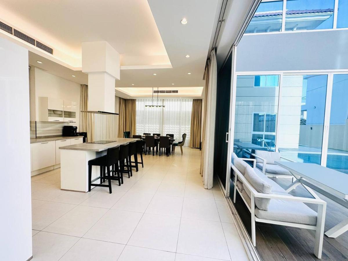 Vip 5 Bedroom Private Pool Lift Luxury