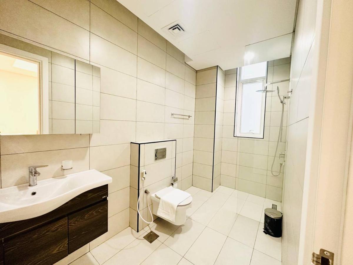 Villa Vip 5 Bedroom Private Pool Lift Luxury Dubai