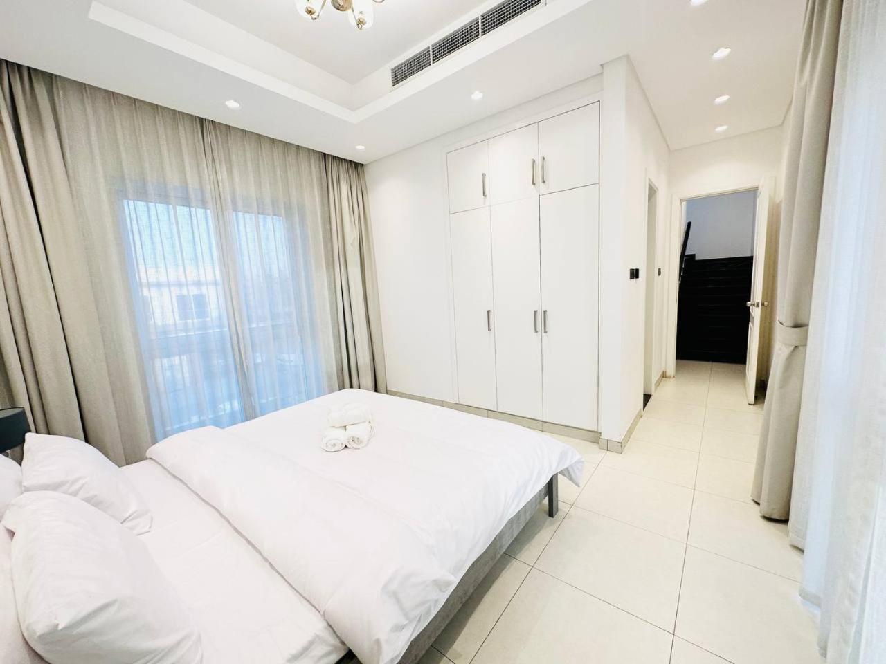 Vip 5 Bedroom Private Pool Lift Luxury Villa