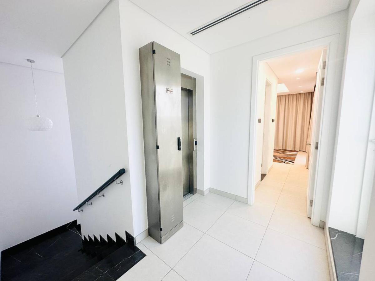 Vip 5 Bedroom Private Pool Lift Luxury Villa *