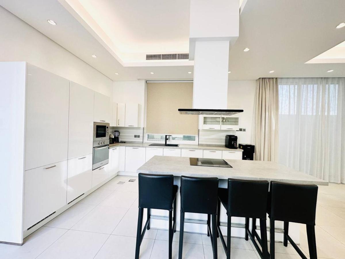 Vip 5 Bedroom Private Pool Lift Luxury