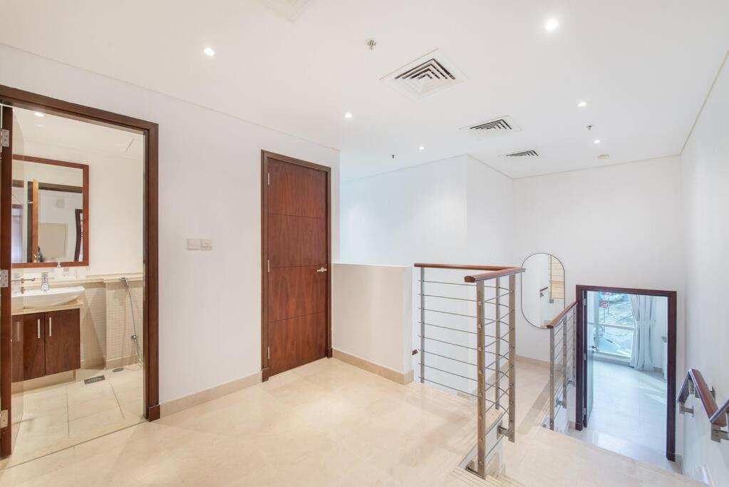 Apartment Huge And Nice In Marina! *